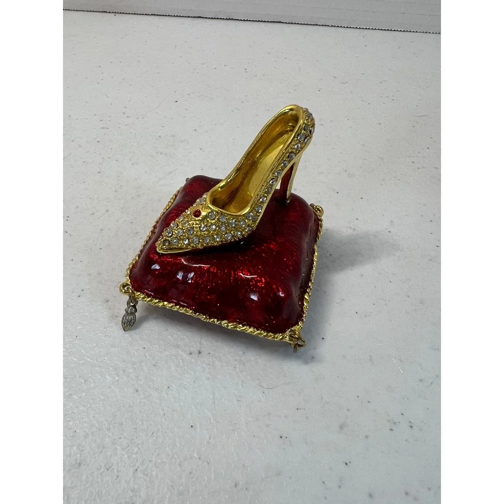 Vintage Enamel High Heel Shoe on Red‎ Pillow Trinket Box Rhinestone Jeweled Gold